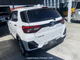 2020 Toyota Yaris White Sedan for sale, Japanese used car export - photo 28 of 30 | GULJI TRADERS