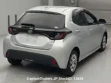 2021 Toyota Yaris Silver Sedan for sale, Japanese used car export - photo 3 of 11 | GULJI TRADERS