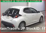 2021 Toyota Yaris Pearl white Sedan for sale, Japanese used car export - photo 5 of 10 | GULJI TRADERS