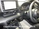 2021 Toyota Yaris Pearl white Sedan for sale, Japanese used car export - photo 4 of 9 | GULJI TRADERS