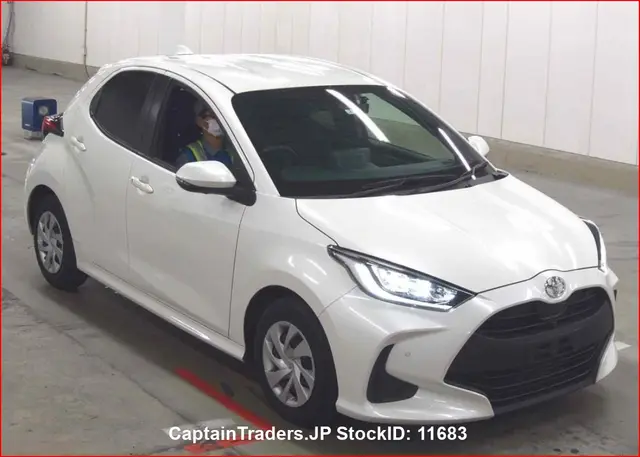 2021 Toyota Yaris Pearl Sedan for sale, Japanese used car export | GULJI TRADERS