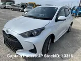 2023 Toyota Yaris Pearl Sedan for sale, Japanese used car export - photo 8 of 16 | GULJI TRADERS