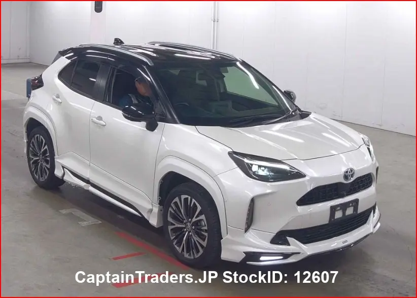 2021 Toyota Yaris Cross - photo 1 2021 Toyota Yaris Cross Pearl white SUV for sale, Japanese used car export | GULJI TRADERS