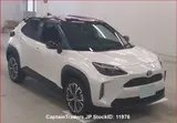 2022 Toyota Yaris Cross Pearl SUV for sale, Japanese used car export - photo 1 of 19 | GULJI TRADERS