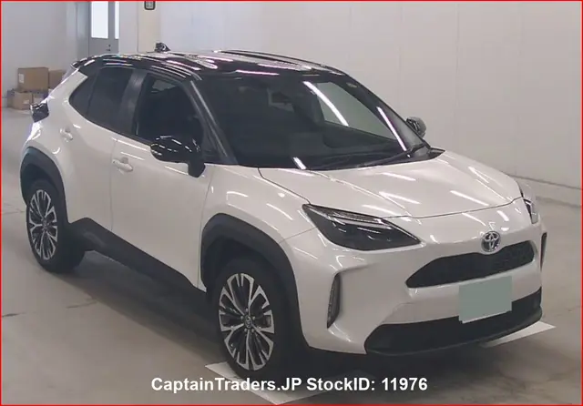 2022 Toyota Yaris Cross - photo 1 2022 Toyota Yaris Cross Pearl SUV for sale, Japanese used car export | GULJI TRADERS