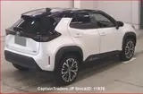 2022 Toyota Yaris Cross Pearl SUV for sale, Japanese used car export - photo 5 of 19 | GULJI TRADERS