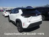 2022 Toyota Yaris Cross Pearl SUV for sale, Japanese used car export - photo 11 of 19 | GULJI TRADERS
