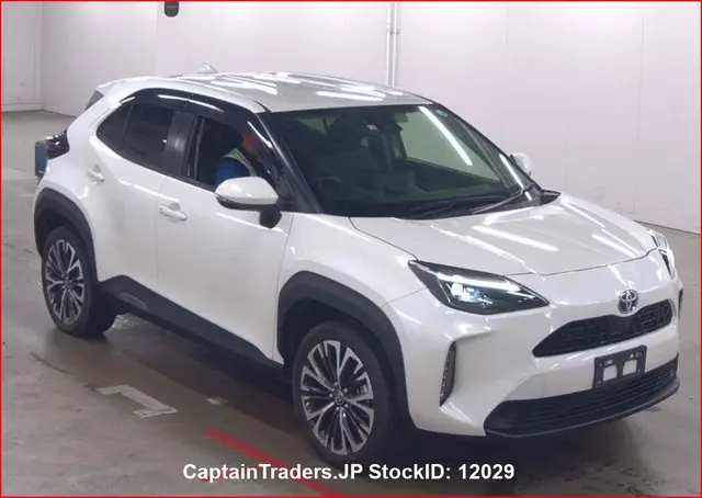 2022 Toyota Yaris Cross - photo 1 2022 Toyota Yaris Cross Pearl SUV for sale, Japanese used car export | GULJI TRADERS