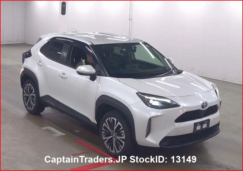 2023 Toyota Yaris Cross - photo 1 2023 Toyota Yaris Cross Pearl SUV for sale, Japanese used car export - photo 1 of 12 | GULJI TRADERS