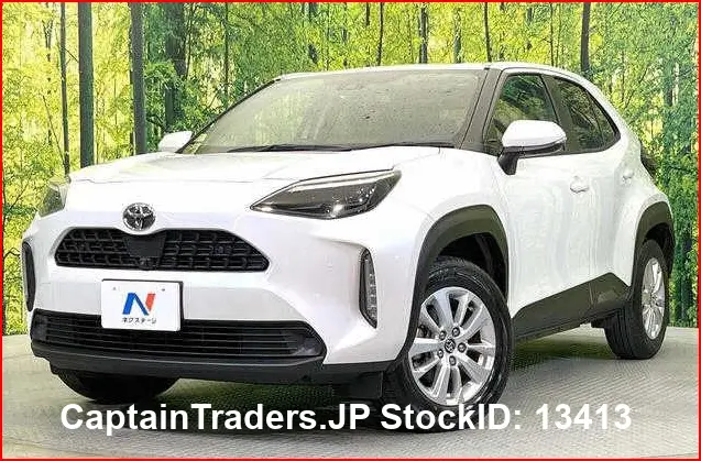 2023 Toyota Yaris Cross - photo 1 2023 Toyota Yaris Cross Pearl white SUV for sale, Japanese used car export - photo 1 of 37 | GULJI TRADERS