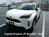 2023 Toyota Yaris Cross Pearl white SUV for sale, Japanese used car export - photo 25 of 37 | GULJI TRADERS