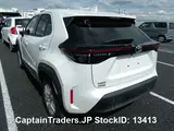 2023 Toyota Yaris Cross Pearl white SUV for sale, Japanese used car export - photo 26 of 37 | GULJI TRADERS