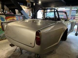1964 Triumph TR-4 Widebody Roadster engine Silver Coupe for sale, Japanese used car export - photo 2 of 9 | GULJI TRADERS