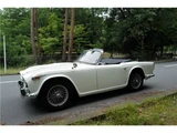 1966 Triumph TR4AIRS TR4AIRS White Sedan for sale, Japanese used car export - photo 2 of 7 | GULJI TRADERS