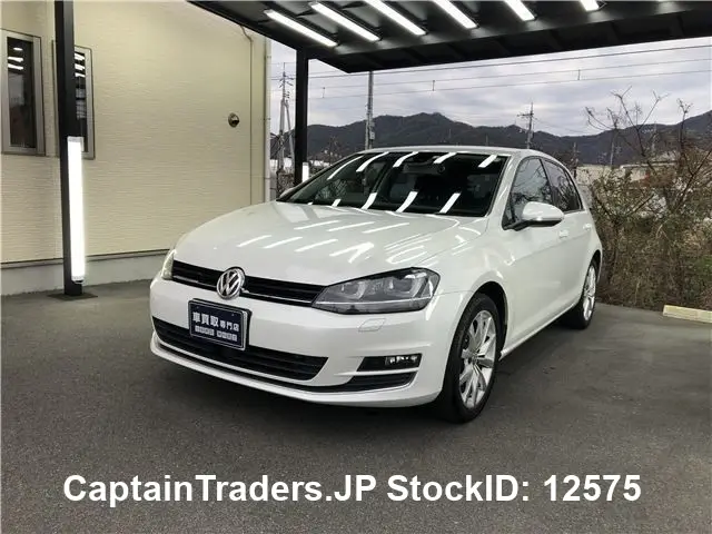 2014 Volks Golf - photo 1 2014 Volks Golf Pearl Sedan for sale, Japanese used car export - photo 1 of 61 | GULJI TRADERS