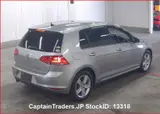 2015 Volks Golf Silver Sedan for sale, Japanese used car export - photo 5 of 13 | GULJI TRADERS