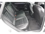 2017 Volkswagen Arteon R-Line 4 Motion White Sedan for sale, Japanese used car export - photo 21 of 79 | GULJI TRADERS