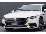 2017 Volkswagen Arteon R-Line 4 Motion White Sedan for sale, Japanese used car export - photo 28 of 79 | GULJI TRADERS