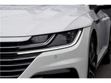 2017 Volkswagen Arteon R-Line 4 Motion White Sedan for sale, Japanese used car export - photo 38 of 79 | GULJI TRADERS
