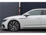 2017 Volkswagen Arteon R-Line 4 Motion White Sedan for sale, Japanese used car export - photo 50 of 79 | GULJI TRADERS