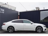 2017 Volkswagen Arteon R-Line 4 Motion White Sedan for sale, Japanese used car export - photo 52 of 79 | GULJI TRADERS