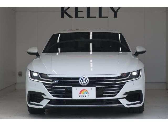2017 Volkswagen Arteon R-Line 4 Motion - photo 1 2017 Volkswagen Arteon R-Line 4 Motion White Sedan for sale, Japanese used car export | GULJI TRADERS