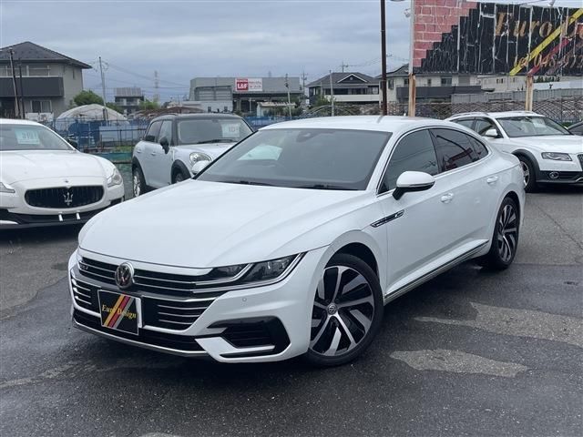 2017 Volkswagen Arteon R-Line 4 Motion White Sedan for sale, Japanese used car export - photo 1 of 9 | GULJI TRADERS