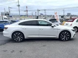 2017 Volkswagen Arteon R-Line 4 Motion White Sedan for sale, Japanese used car export - photo 4 of 9 | GULJI TRADERS