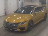 2017 Volkswagen Arteon TSI 4Motion R-Line Adapter Yellow Sedan for sale, Japanese used car export - photo 4 of 6 | GULJI TRADERS