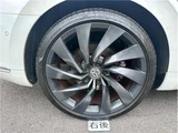 2018 Volkswagen Arteon R-Line 4Motion Advance 4WD Pearl Sedan for sale, Japanese used car export - photo 37 of 54 | GULJI TRADERS