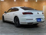 2018 Volkswagen Arteon R-Line 4Motion Advance 4WD White Sedan for sale, Japanese used car export - photo 8 of 69 | GULJI TRADERS