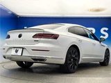 2018 Volkswagen Arteon R-Line 4Motion Advance Pearl Sedan for sale, Japanese used car export - photo 18 of 30 | GULJI TRADERS