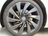 2018 Volkswagen Arteon R-Line 4Motion Advance Pearl Sedan for sale, Japanese used car export - photo 29 of 30 | GULJI TRADERS