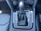 2018 Volkswagen Arteon Arteon R-Line 4M Advance 4WD Black Sedan for sale, Japanese used car export - photo 11 of 24 | GULJI TRADERS