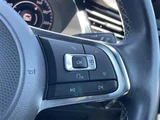 2018 Volkswagen Arteon Arteon R-Line 4M Advance 4WD Black Sedan for sale, Japanese used car export - photo 18 of 24 | GULJI TRADERS