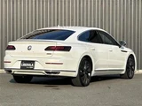 2018 Volkswagen Arteon Arteon TSI 4Motion R-Line Advance 4WD White Sedan for sale, Japanese used car export - photo 10 of 22 | GULJI TRADERS