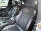 2018 Volkswagen Arteon Arteon TSI 4Motion R-Line Advance 4WD White Sedan for sale, Japanese used car export - photo 18 of 22 | GULJI TRADERS