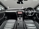 2018 Volkswagen Arteon Arteon SB TSI 4Motion R-Line Advance 4WD Pearl Sedan for sale, Japanese used car export - photo 3 of 23 | GULJI TRADERS