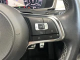 2018 Volkswagen Arteon Arteon R-Line 4M Advance 4WD Black Sedan for sale, Japanese used car export - photo 19 of 24 | GULJI TRADERS