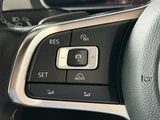 2018 Volkswagen Arteon R-Line 4MOTION Advan White Sedan for sale, Japanese used car export - photo 10 of 30 | GULJI TRADERS