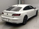 2018 Volkswagen Arteon R-Line 4Motion Adva 4WD Pearl Sedan for sale, Japanese used car export - photo 2 of 14 | GULJI TRADERS