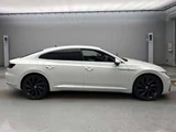 2018 Volkswagen Arteon R-Line 4Motion Adva 4WD Pearl Sedan for sale, Japanese used car export - photo 6 of 14 | GULJI TRADERS