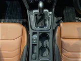 2019 Volkswagen Arteon Arteon TSI 4Motion Elegance 4WD White Sedan for sale, Japanese used car export - photo 17 of 23 | GULJI TRADERS