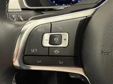 2019 Volkswagen Arteon Arteon TSI 4Motion R-Line Advance 4WD White Sedan for sale, Japanese used car export - photo 7 of 24 | GULJI TRADERS