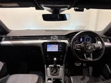 2019 Volkswagen Arteon Arteon TSI 4Motion R-Line Advance 4WD White Sedan for sale, Japanese used car export - photo 3 of 23 | GULJI TRADERS