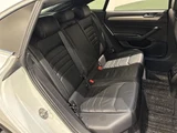 2019 Volkswagen Arteon Arteon TSI 4Motion R-Line Advance 4WD White Sedan for sale, Japanese used car export - photo 5 of 23 | GULJI TRADERS