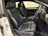 2019 Volkswagen Arteon Arteon TSI 4Motion R-Line Advance 4WD White Sedan for sale, Japanese used car export - photo 7 of 23 | GULJI TRADERS