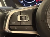 2019 Volkswagen Arteon Arteon TSI 4Motion R-Line Advance 4WD White Sedan for sale, Japanese used car export - photo 11 of 23 | GULJI TRADERS