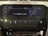 2019 Volkswagen Arteon Arteon TSI 4Motion R-Line Advance 4WD White Sedan for sale, Japanese used car export - photo 18 of 23 | GULJI TRADERS