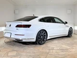 2019 Volkswagen Arteon TSI 4Motion R-Line Adapter White Sedan for sale, Japanese used car export - photo 2 of 7 | GULJI TRADERS